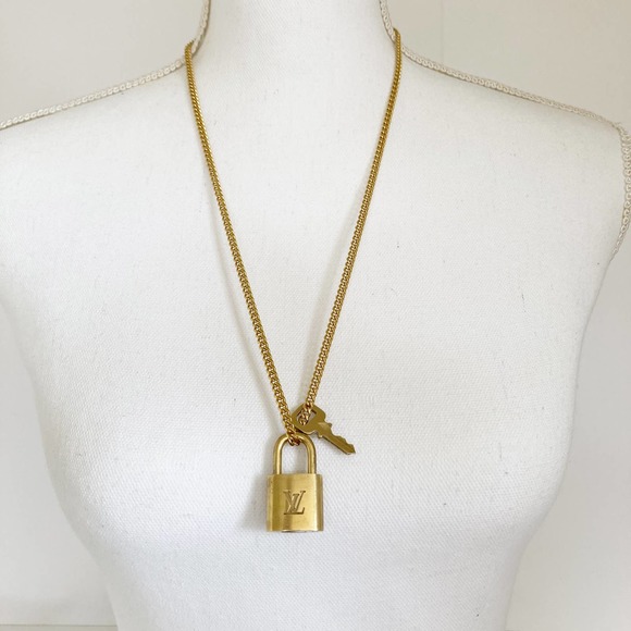 LOUIS VUITTON Lock and Key Set on Chain Necklace #322 - Picture 7 of 9